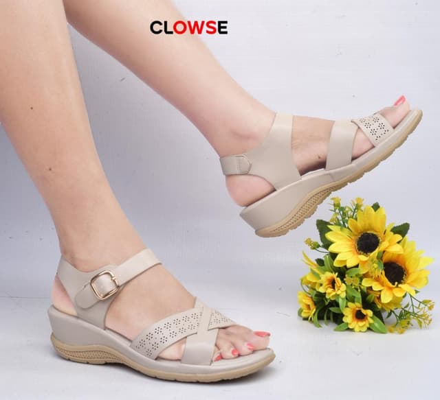 Ladies Fashion open shoes